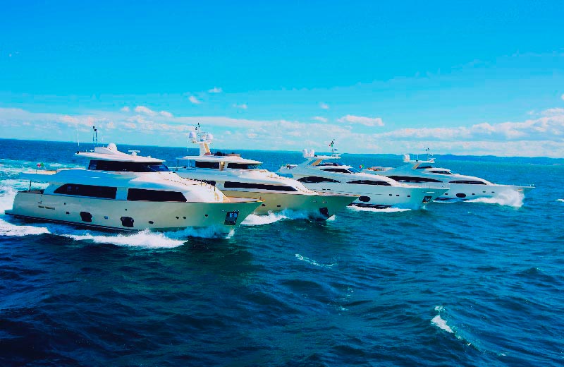 Luxury/Leisure Boats